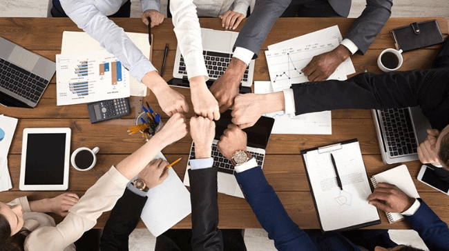 How to Build a Strong Company Culture